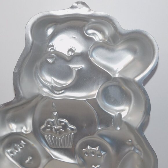 VTG 1983 The Care Bears Birthday Bear Wilton Cake Pan 2105-1793 - Picture 2 of 5
